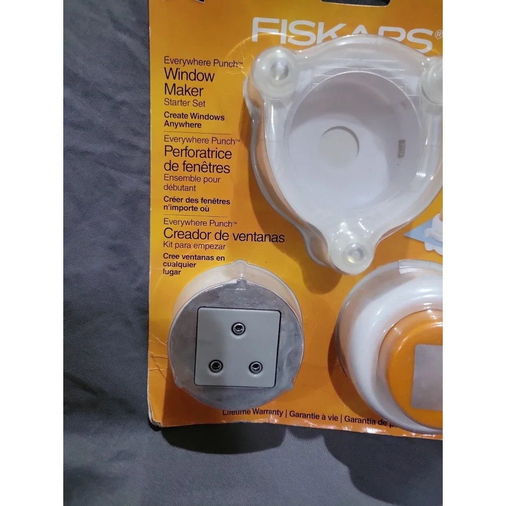 Fiskars 01-005563 Everywhere Punch Window System Starter Set